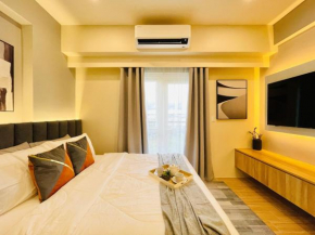 30 Luxe City Studio